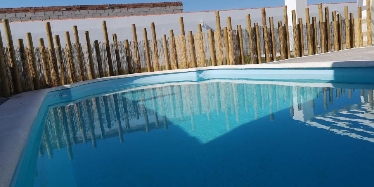 Villa Palapa Beach , Chalet Con Piscina Privada Y Muy Cerca Del Mar à Chiclana de la Frontera Extérieur photo